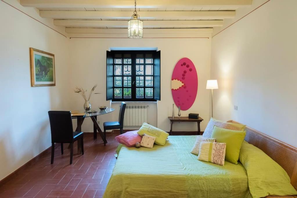 Apartment In Luxuryproperty Privatepool Garden Bbq Airc X8 Castelnuovo Di Porto Exterior photo